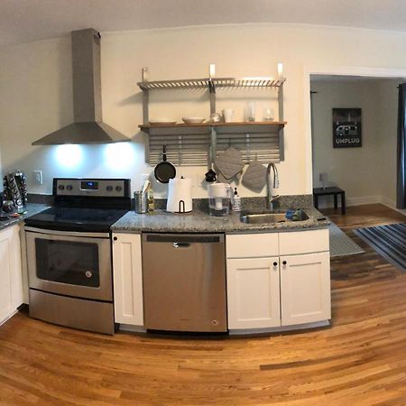 Renovated Space Close To Downtown - A Durham Exterior foto